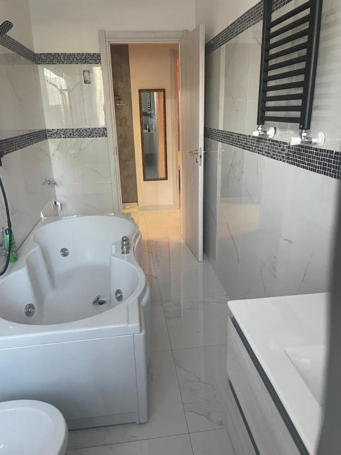 Appartamento Mire&Geo Voghera Exteriör bild