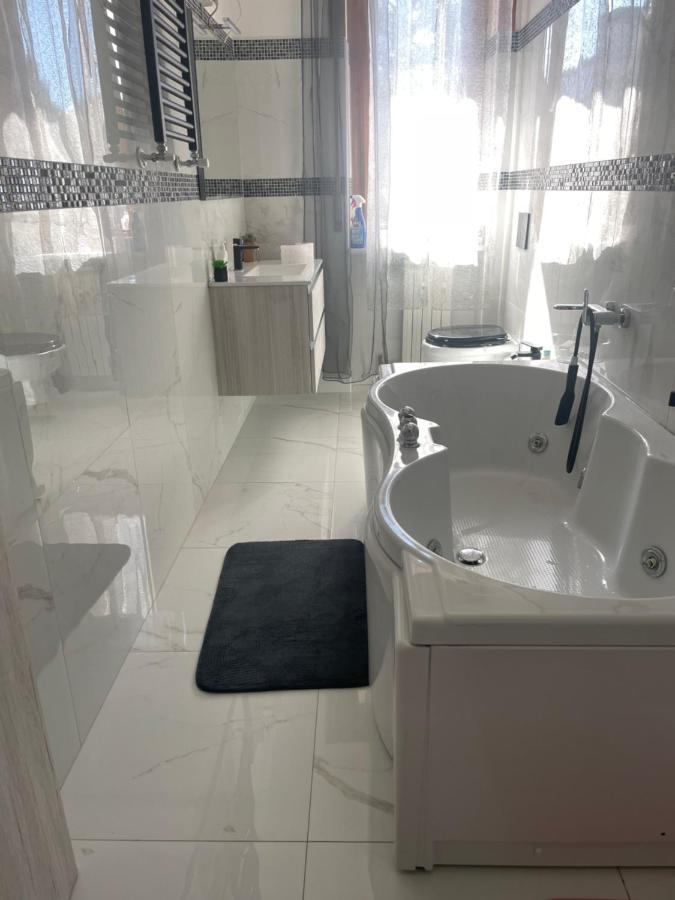 Appartamento Mire&Geo Voghera Exteriör bild
